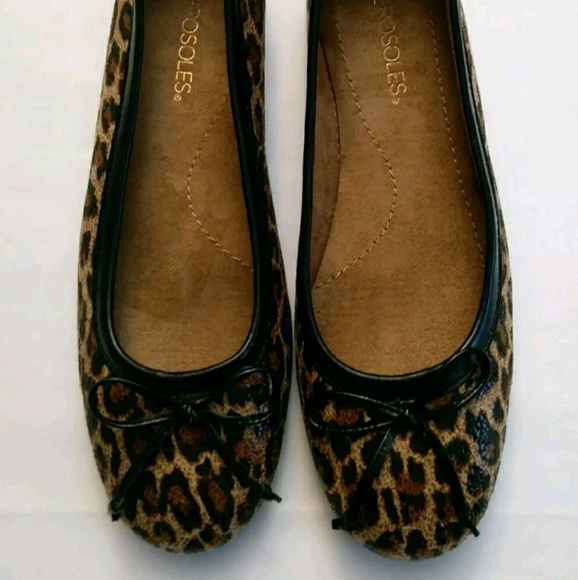 AEROSOLES Shoes - Aerosoles Leopard Print Ballet Flats Size 9M